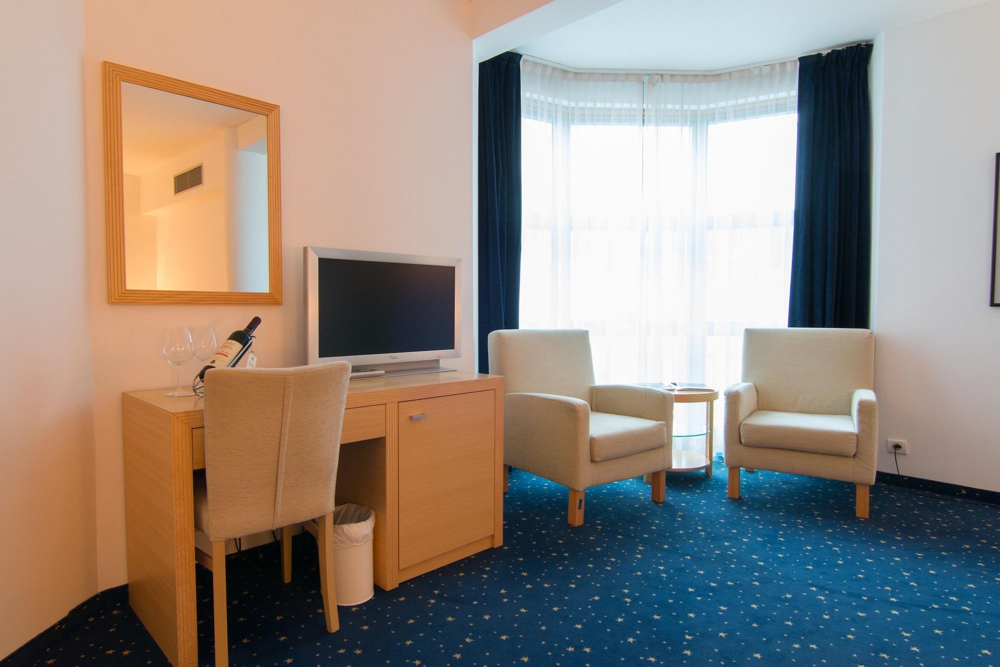 Blue Star Hotel