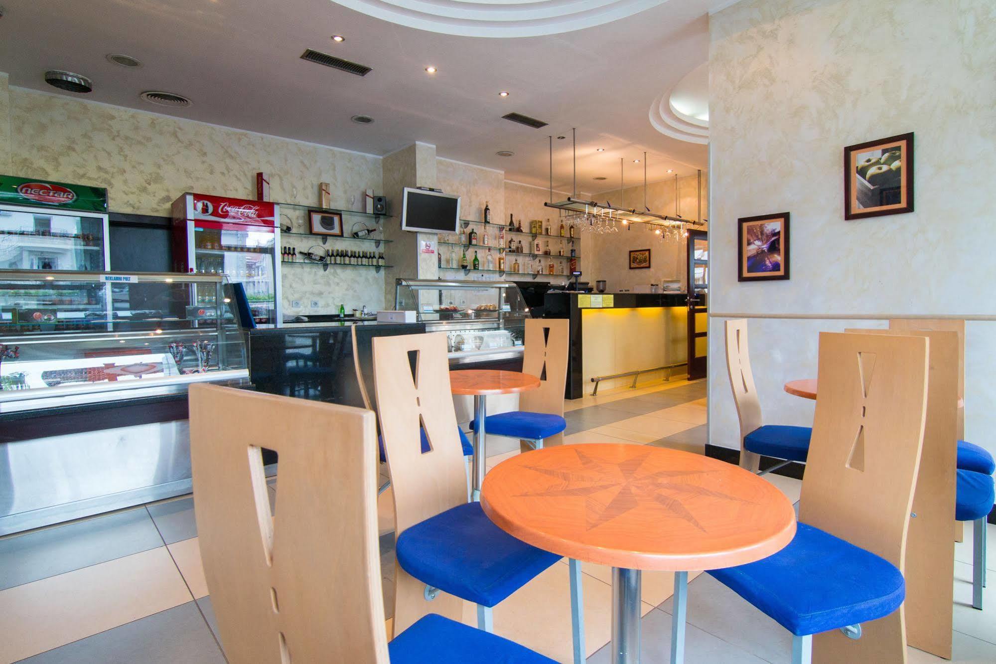Blue Star Hotel
